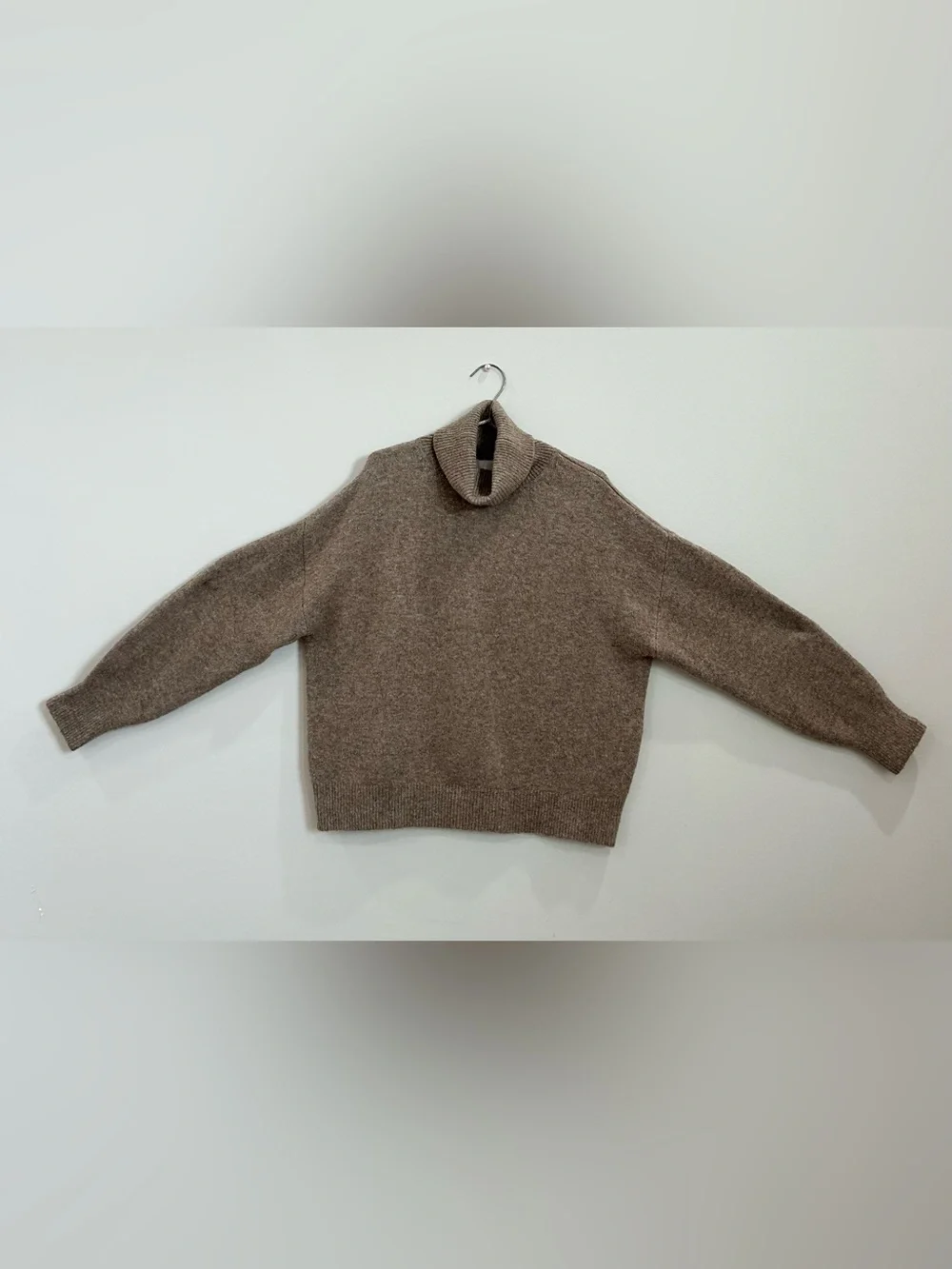 H&M Taupe Wool Blend Cropped Turtleneck Sweater Oversized Medium